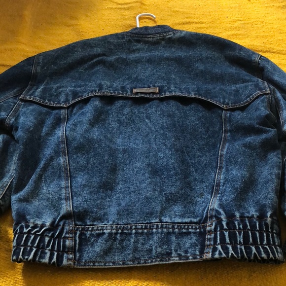 Denim Jacket - Button up - Picture 4 of 7